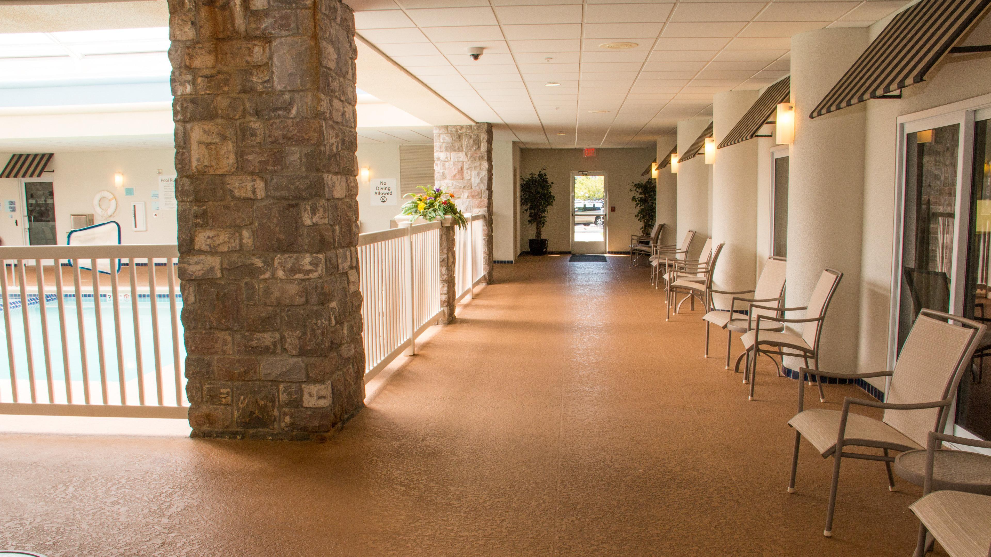 Holiday Inn Express Hotel & Suites Saginaw By Ihg Exterior foto
